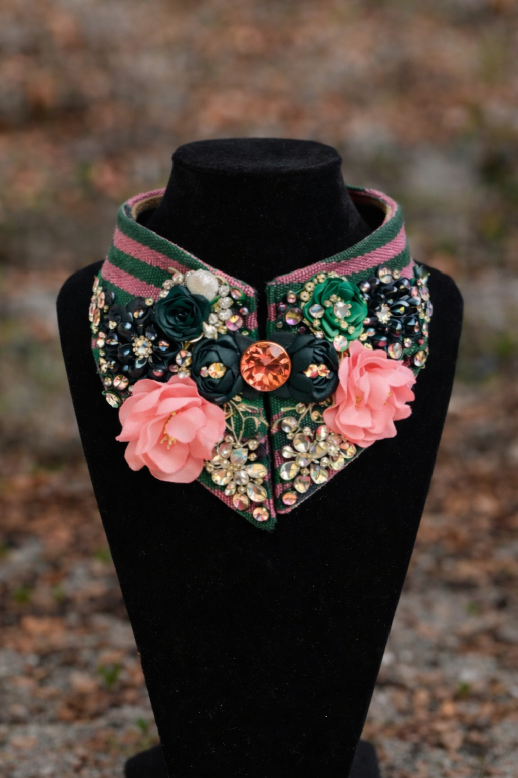 Ornamental Commemorative Collar